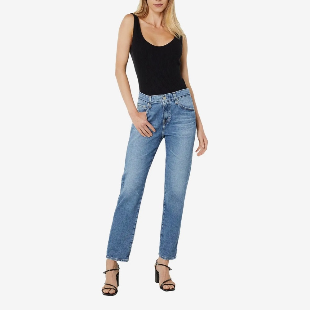 AG Adriano Goldschmied Women's Ex
Boyfriend Slim Jeans
Size: 28